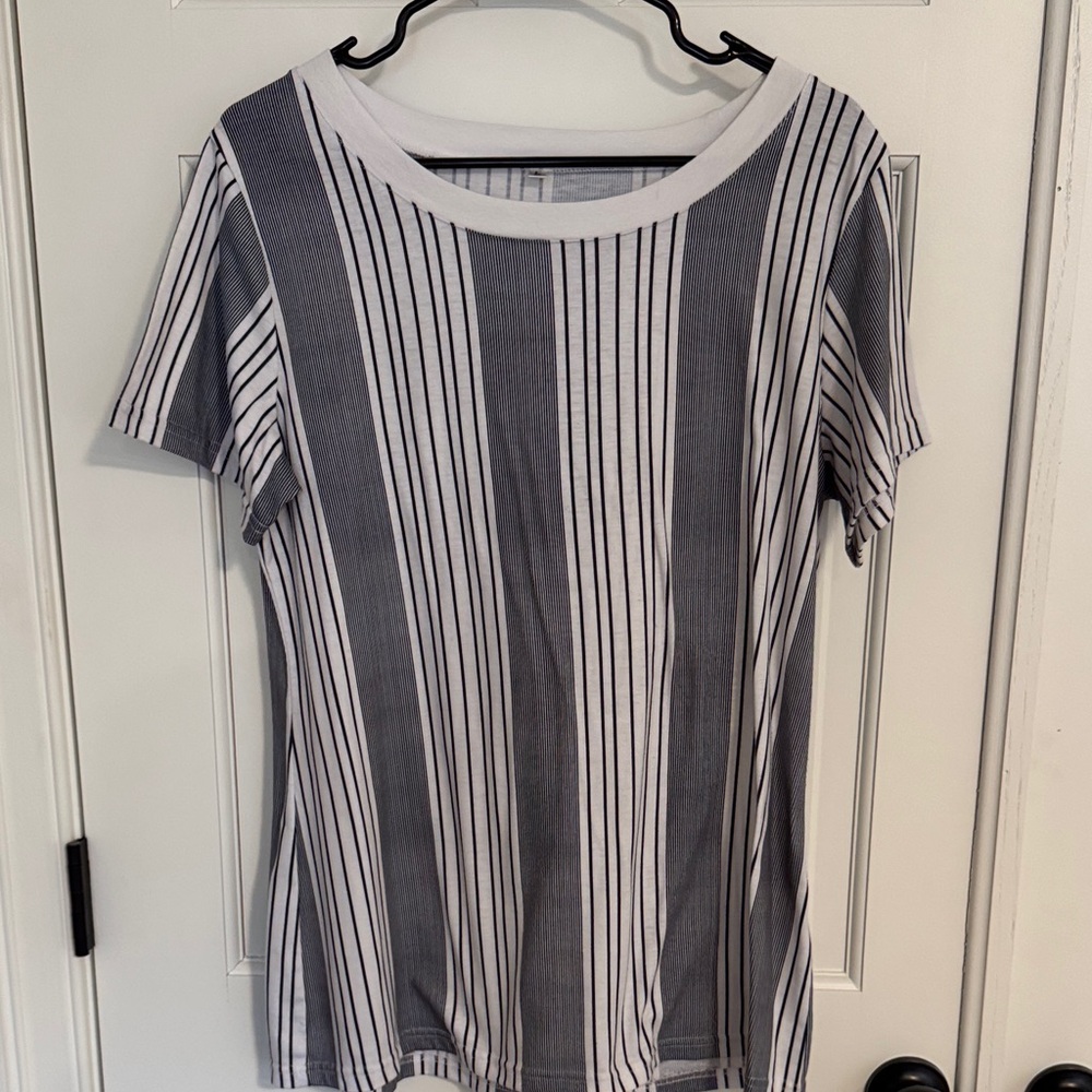 Source Unknown Striped Short Sleeve Tee - White & Gray